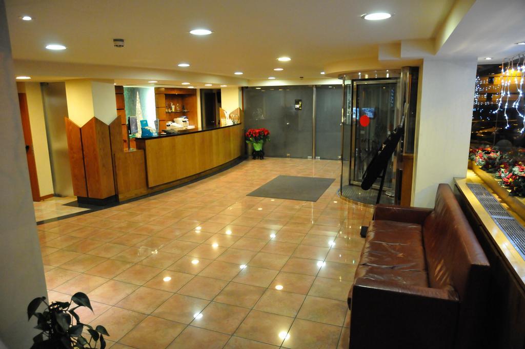 Espel Hotel Les Escaldes Bagian luar foto
